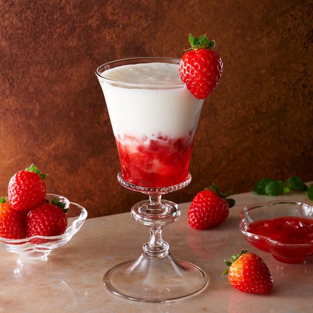 つぶつぶ苺ヨーグルトカクテル